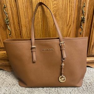 Michael Kors brown bag
